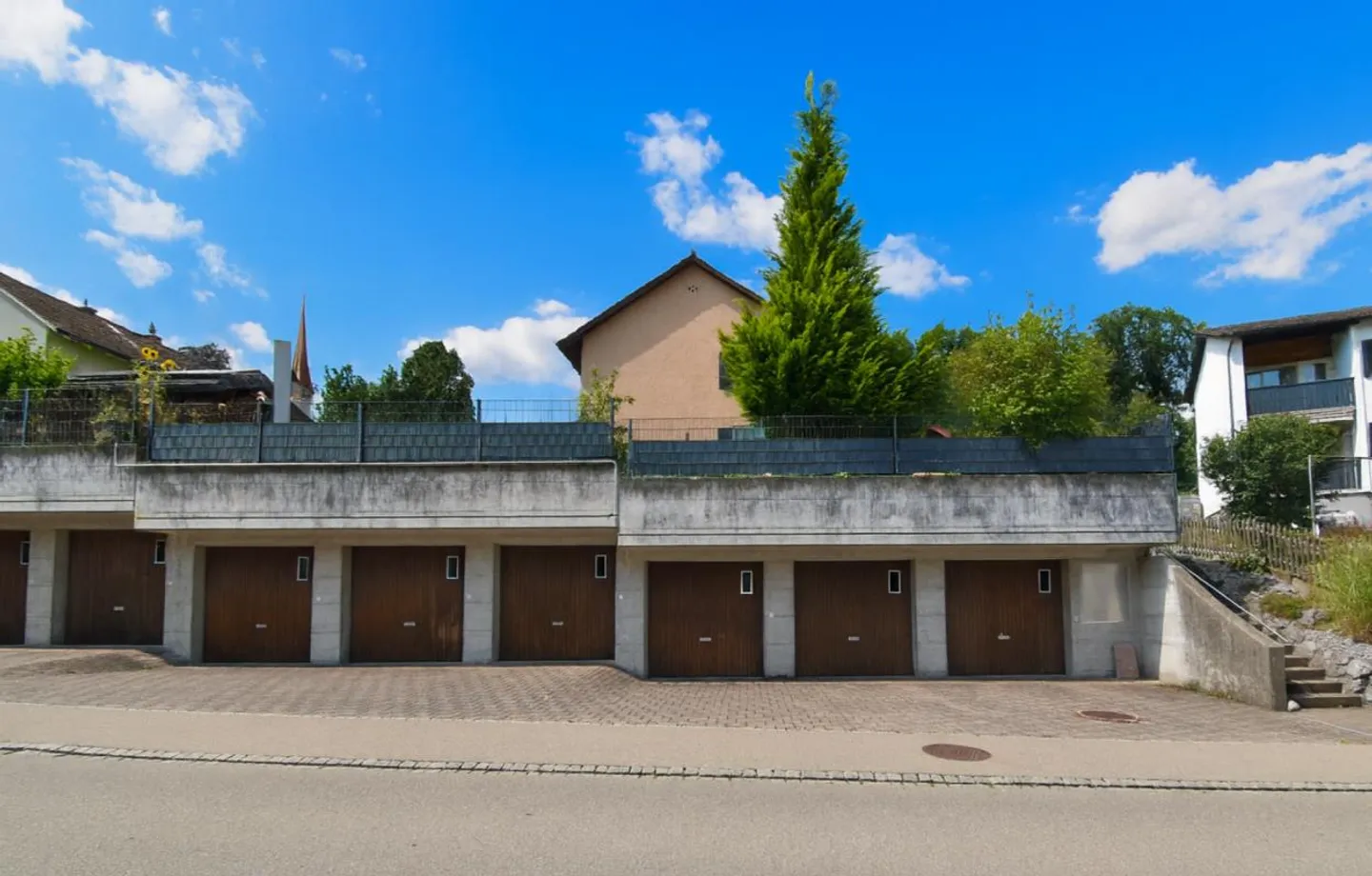 Casa a schiera angolare con potenziale di espansione e idillio da giardino - Foto 12 di 14