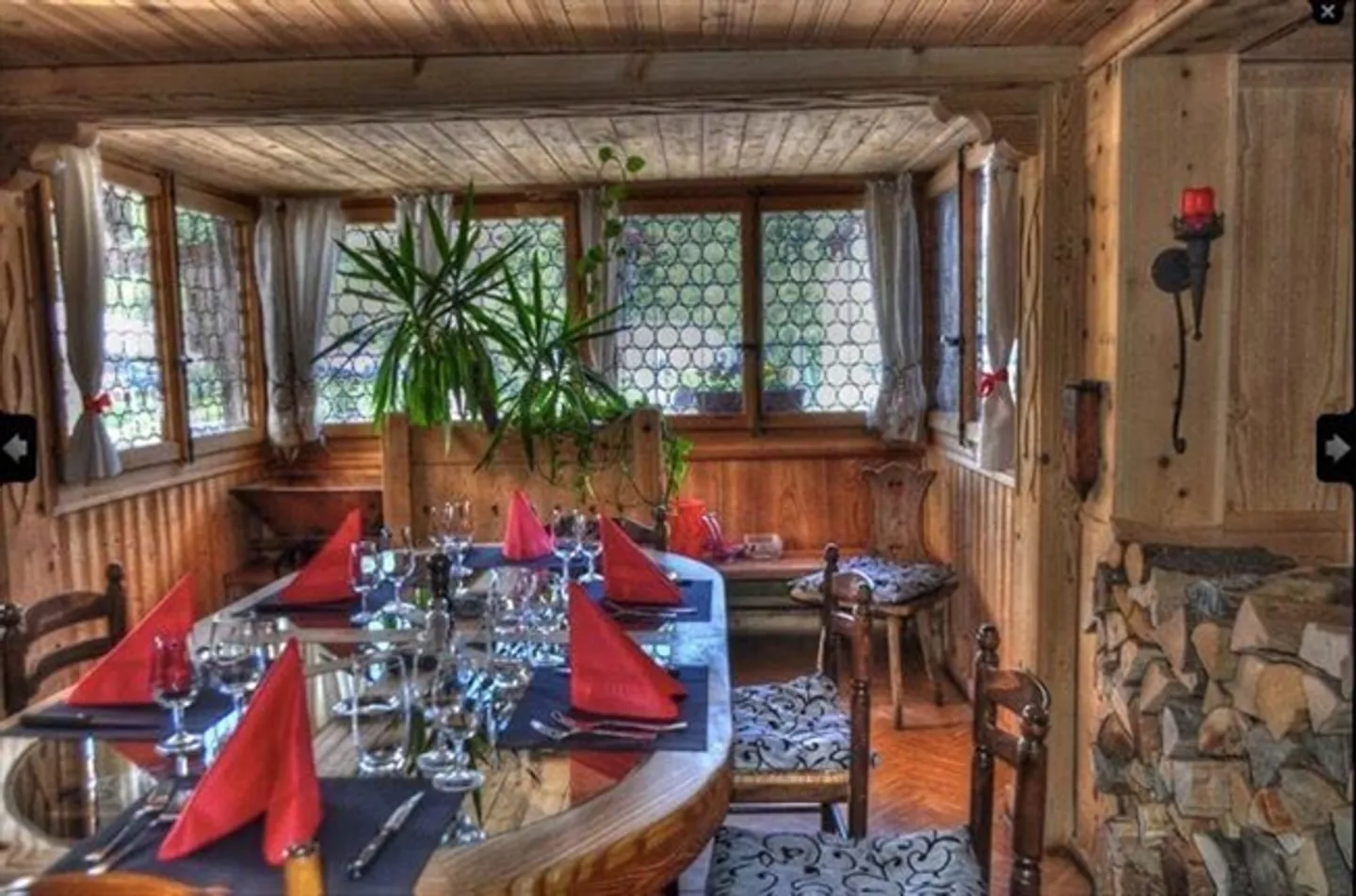 The flagship of the restaurant Le Chaussy is for sale in Les Mosses - Photo 7 of 13