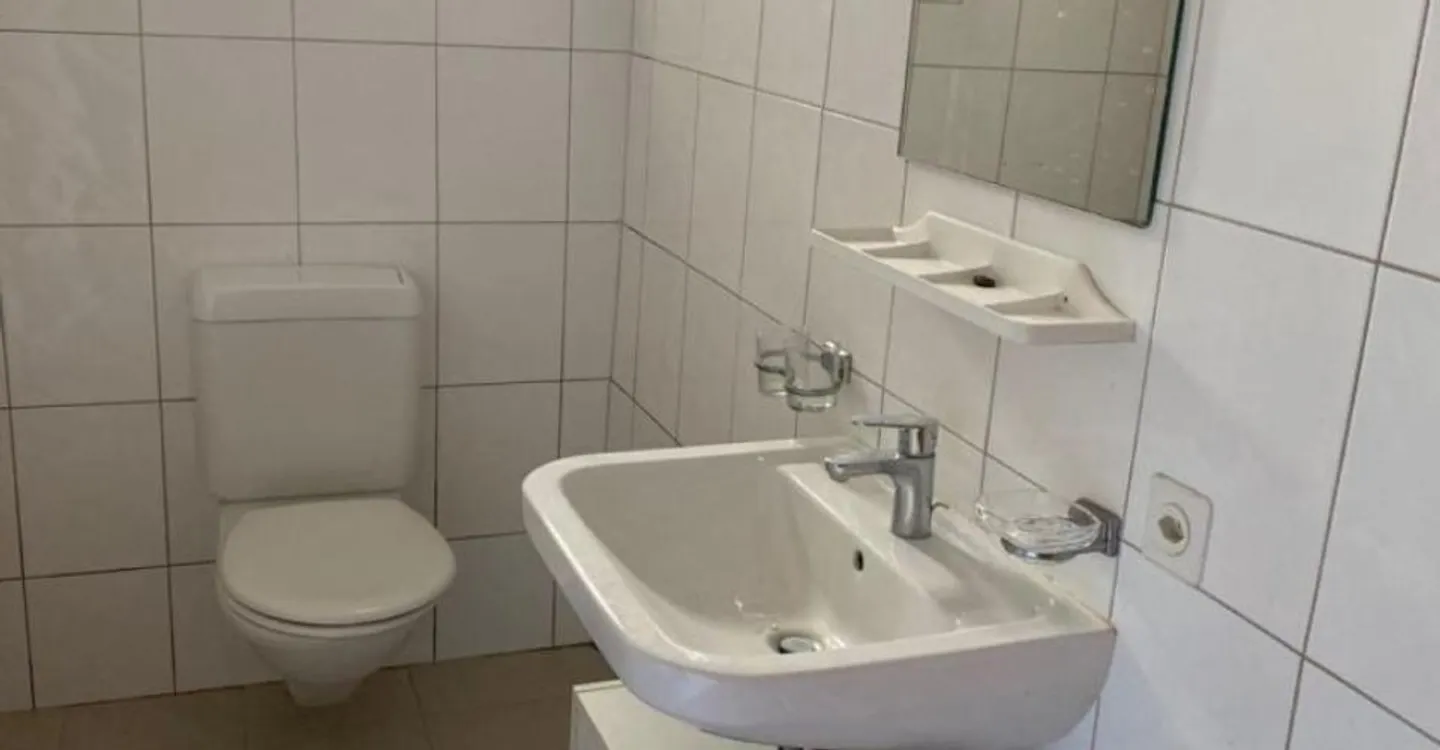 Kleines Ertragsgebäude im Herzen von Fully - Foto 4 von 12