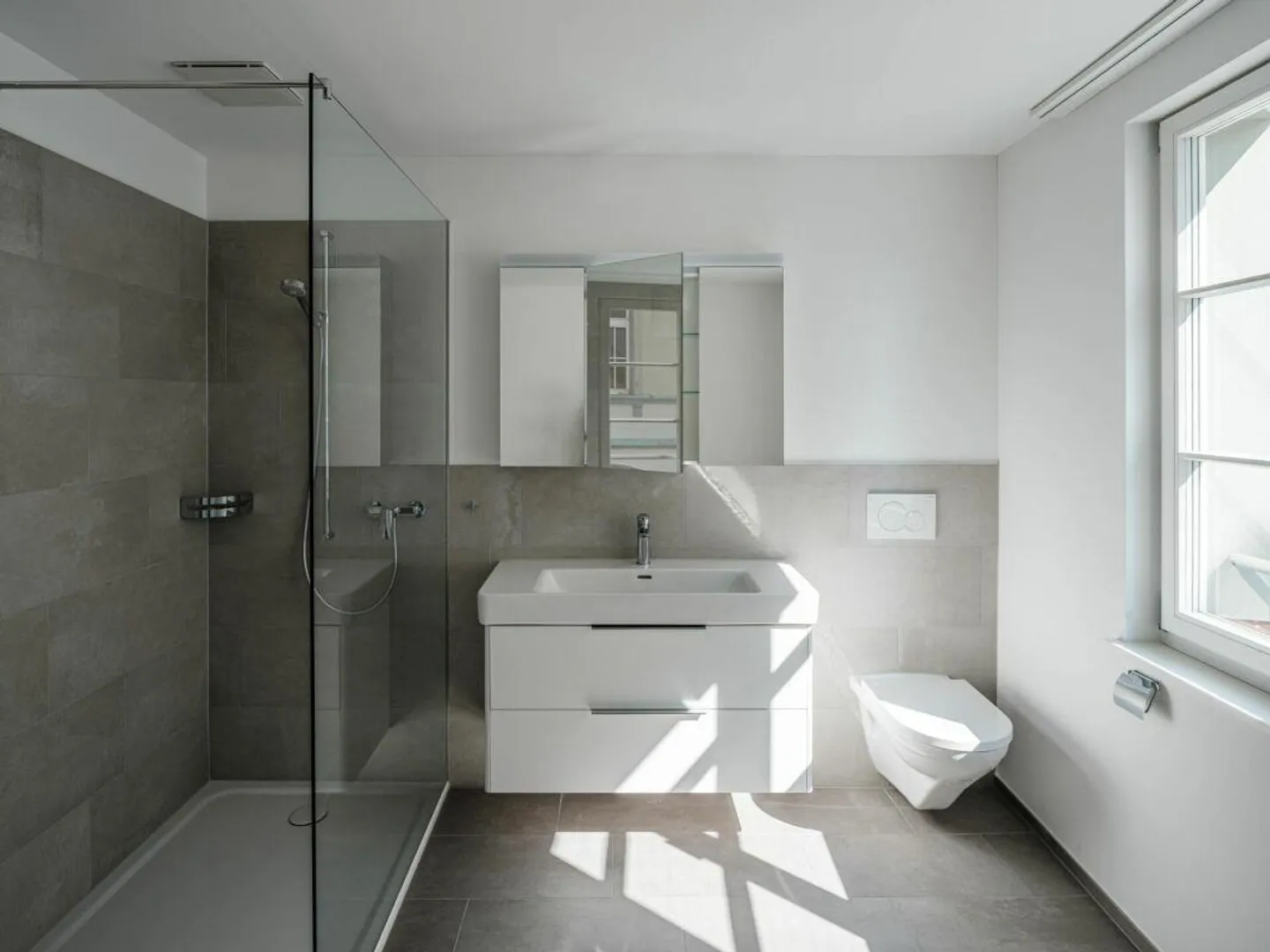 Appartement en Maisonette 3.5 pièces dans un emplacement calme ! - Photo 3 sur 5