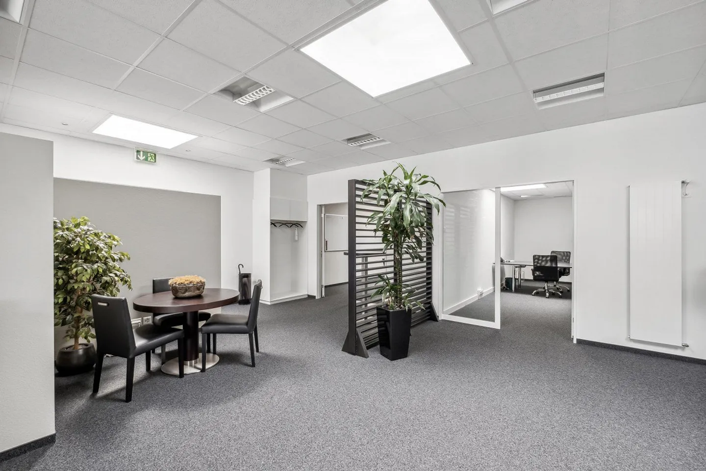 High-quality office space - Photo 4 of 8