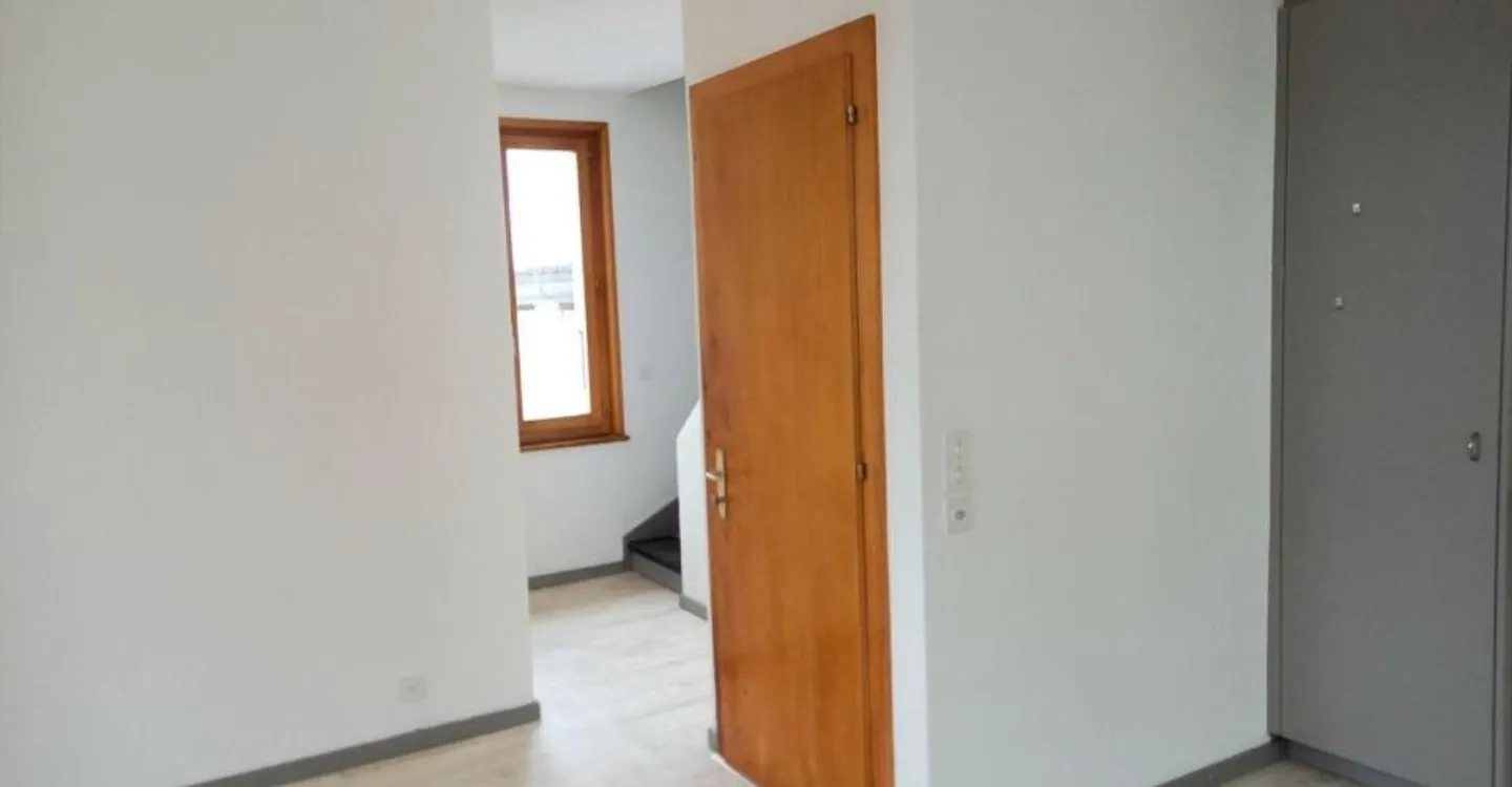 Kleines Ertragsgebäude im Herzen von Fully - Foto 7 von 12