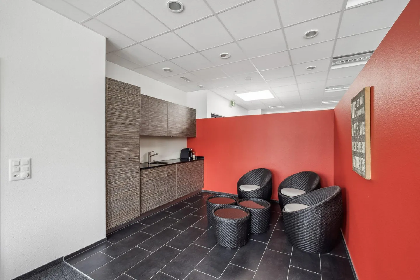 High-quality office space - Photo 7 of 8