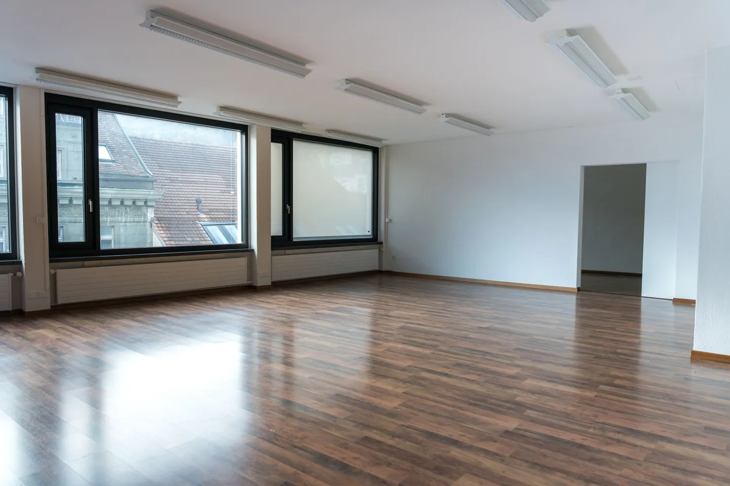 Espaces de bureaux modernes dans un emplacement central au centre-ville de Bienne - Photo 7 sur 9