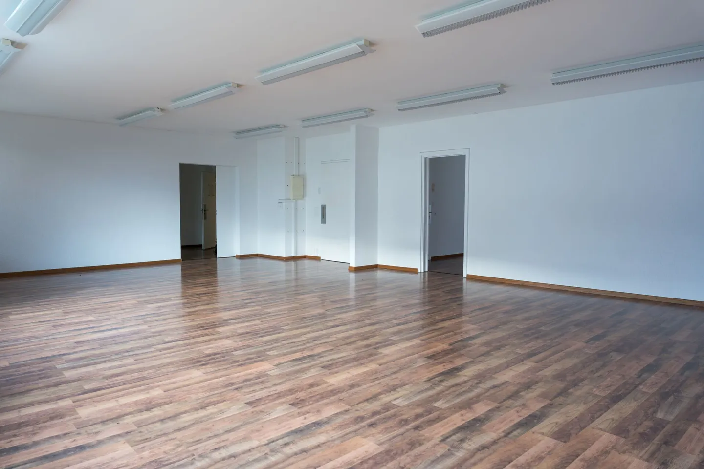 Espaces de bureaux modernes dans un emplacement central au centre-ville de Bienne - Photo 4 sur 9