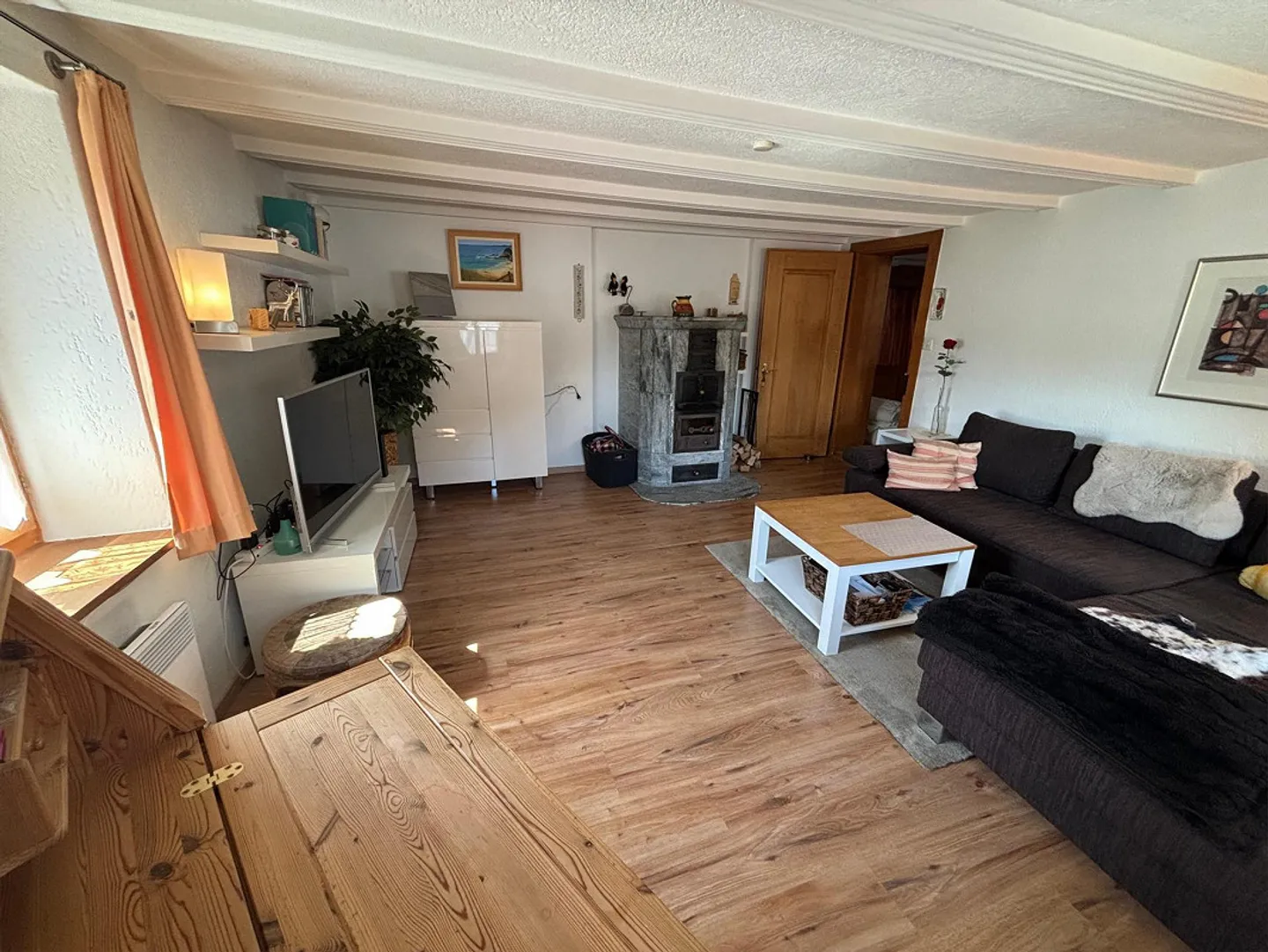 Incantevole appartamento per vacanze 4.5 stanze con stufa in steatite a Zorten - Foto 3 di 17
