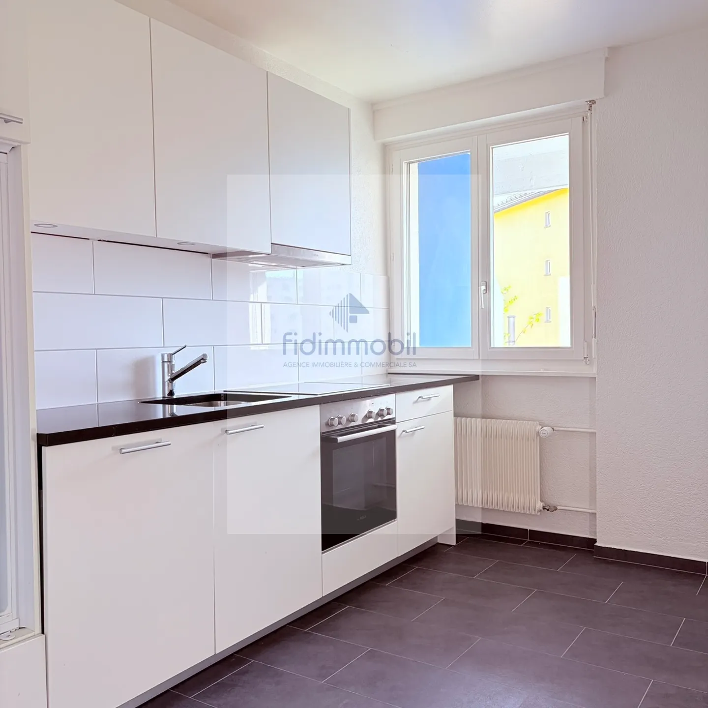Appartement moderne à Numa-Droz - Photo 3 sur 5
