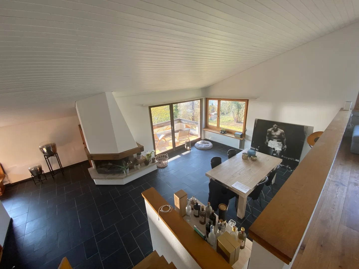 Casa unifamiliare indipendente di 5,5 locali con giardino d'inverno, garage e giardino soleggiato - Foto 5 di 22