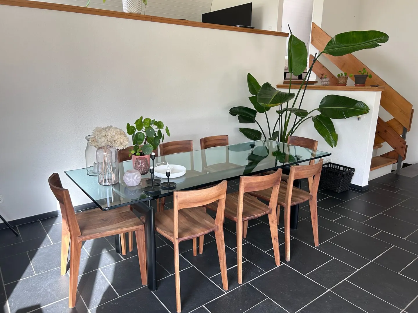 Casa unifamiliare indipendente di 5,5 locali con giardino d'inverno, garage e giardino soleggiato - Foto 6 di 22