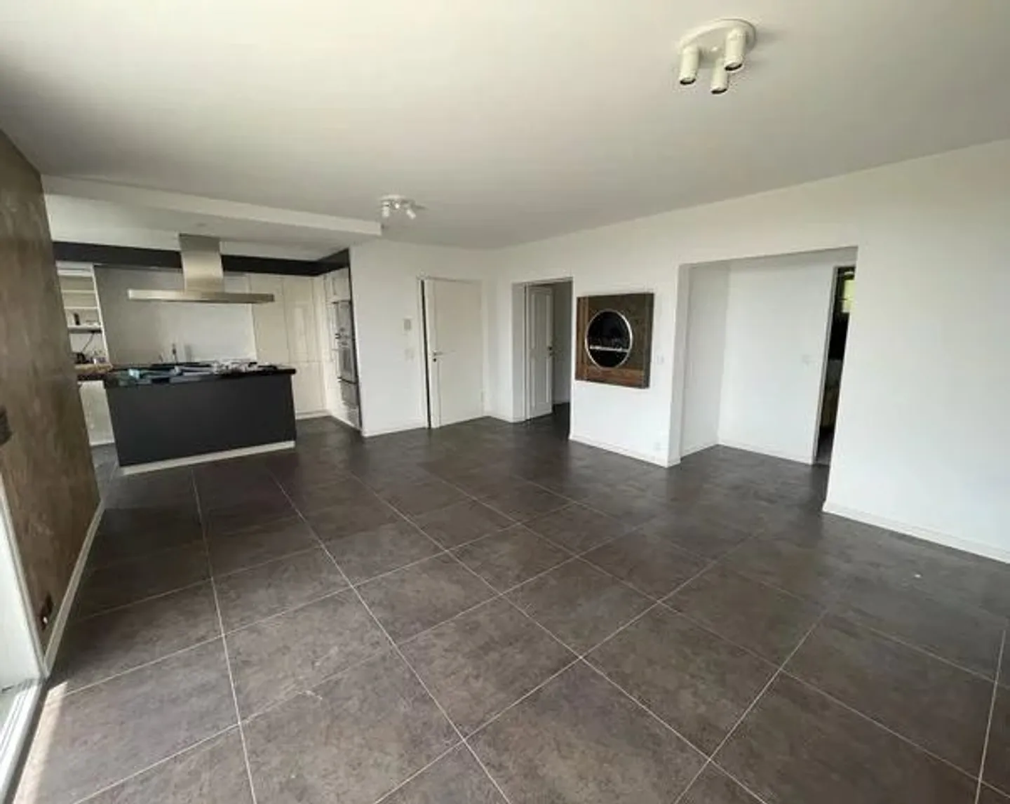 Appartement de 3.5 pièces au 1er étage. - Photo 1 sur 8