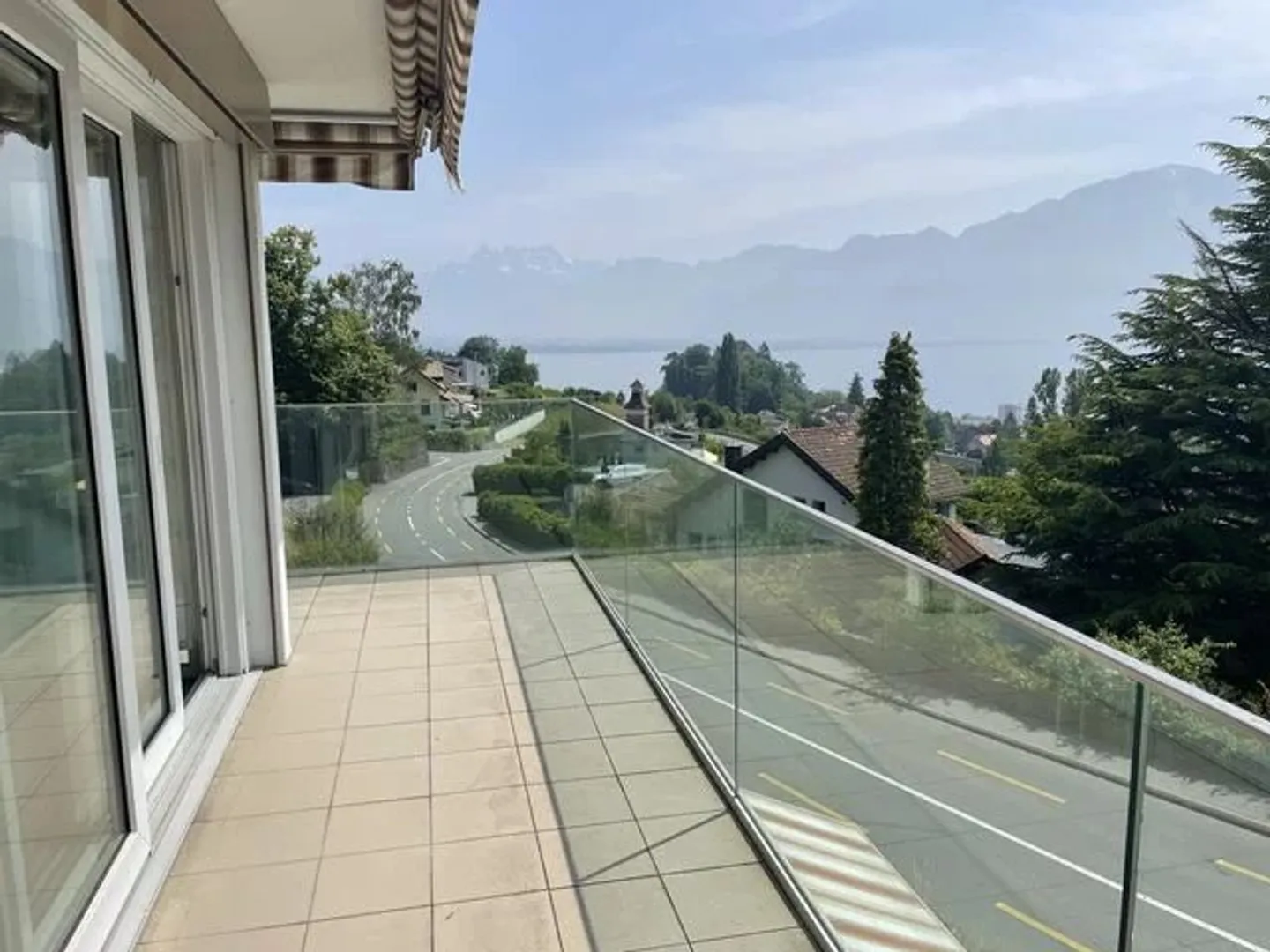 Appartement de 3.5 pièces au 1er étage. - Photo 3 sur 8