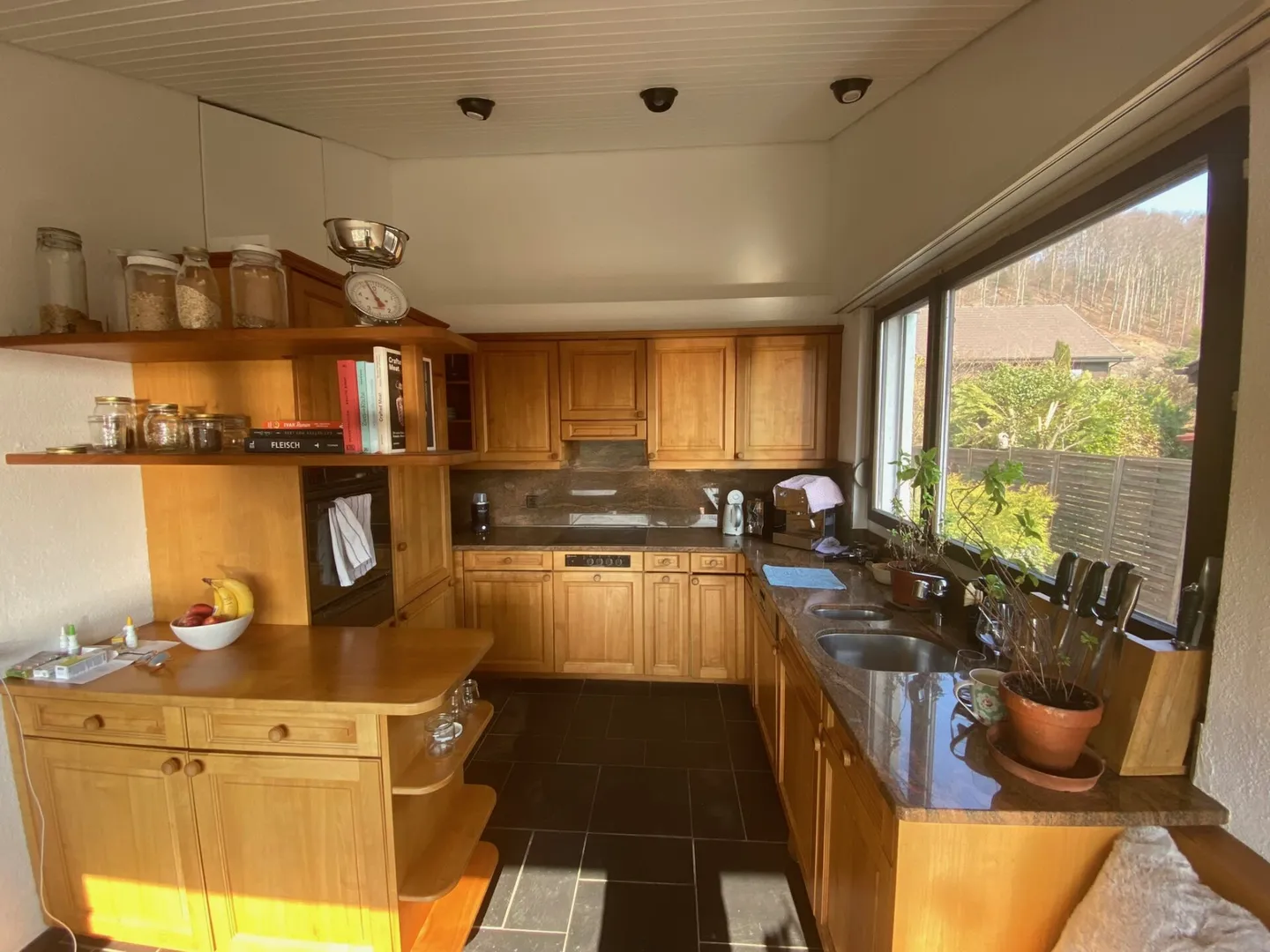 Casa unifamiliare indipendente di 5,5 locali con giardino d'inverno, garage e giardino soleggiato - Foto 12 di 22