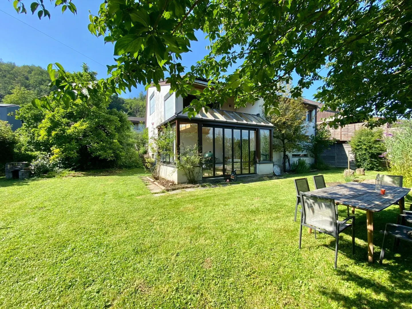 Casa unifamiliare indipendente di 5,5 locali con giardino d'inverno, garage e giardino soleggiato - Foto 20 di 22