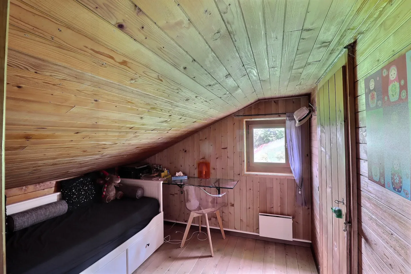 A haven of tranquility facing Lake Gruyère? Individual chalet in La Berra - Photo 9 of 12