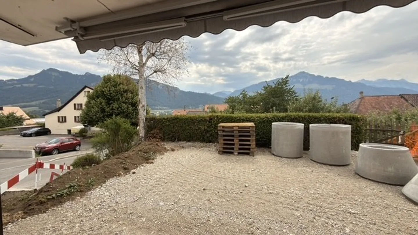 Appartement Charmant avec Terrasse - Photo 8 sur 8