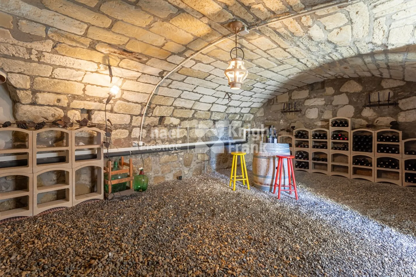 Magnificent renovated farmhouse with 2 apartments for sale in Font - Photo 8 of 10