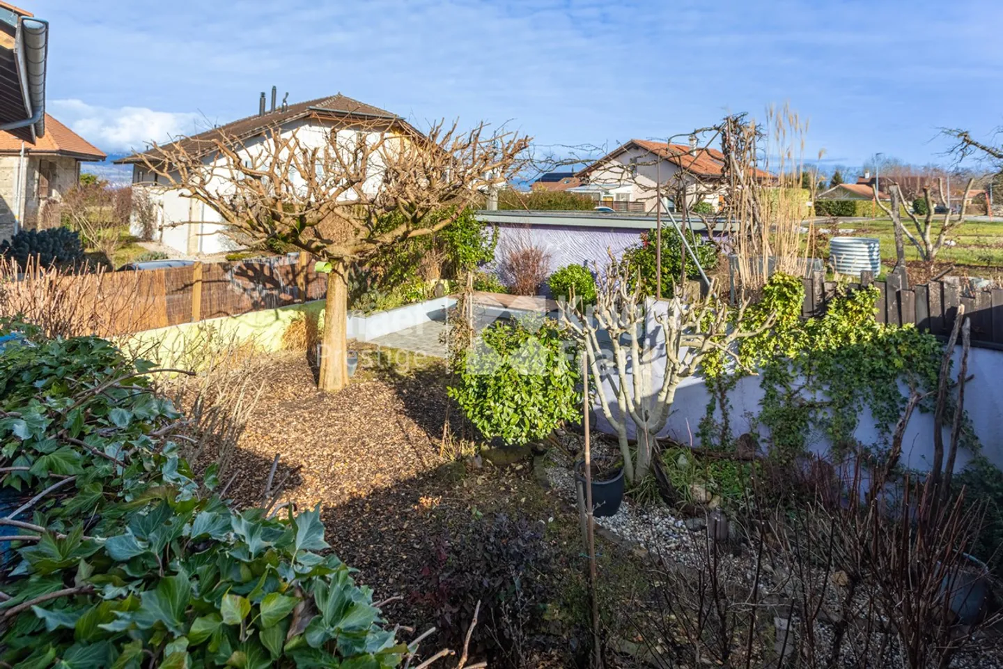 Magnificent renovated farmhouse with 2 apartments for sale in Font - Photo 9 of 10