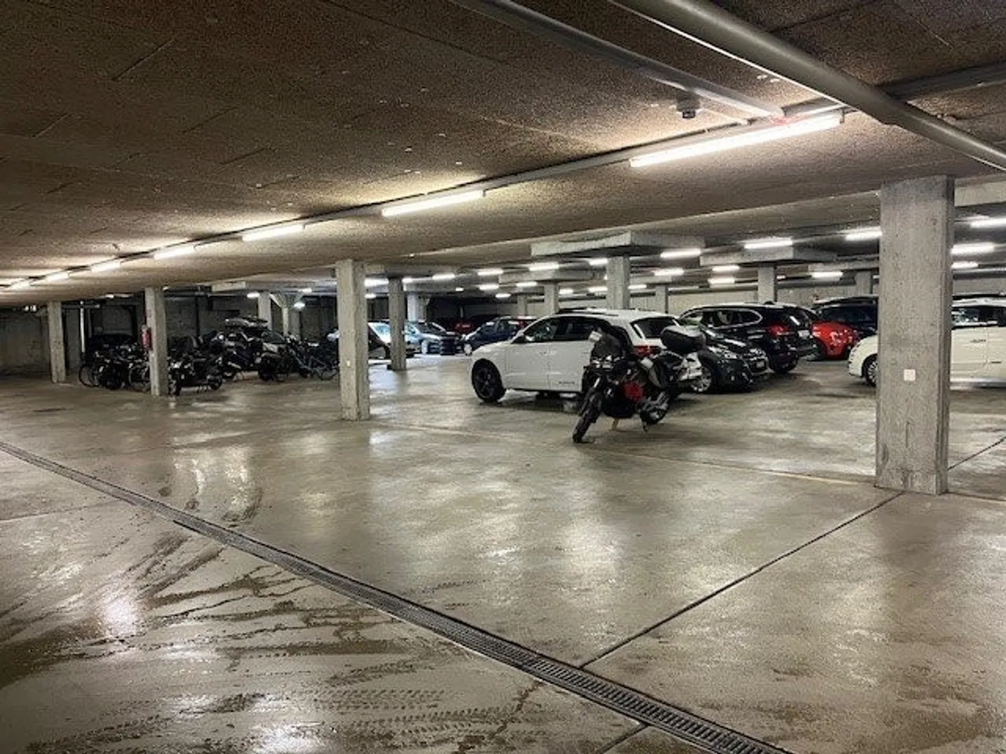 Roller parking space, 1st basement in Wabern - Photo 2 of 2