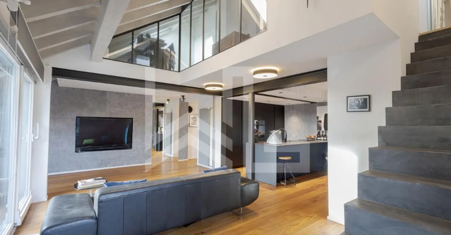 Superbe duplex entièrement rénové - Foto 5 di 9
