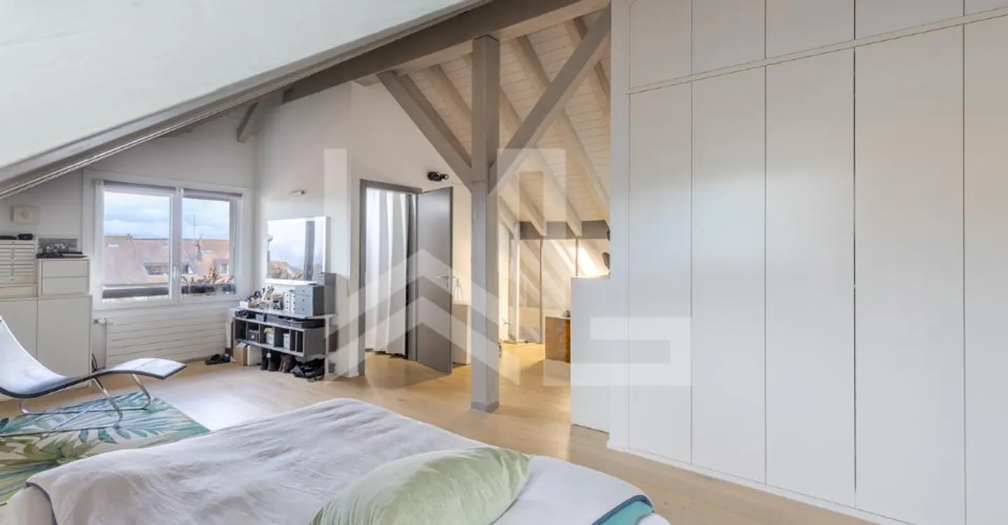 Superbe duplex entièrement rénové - Foto 8 di 9