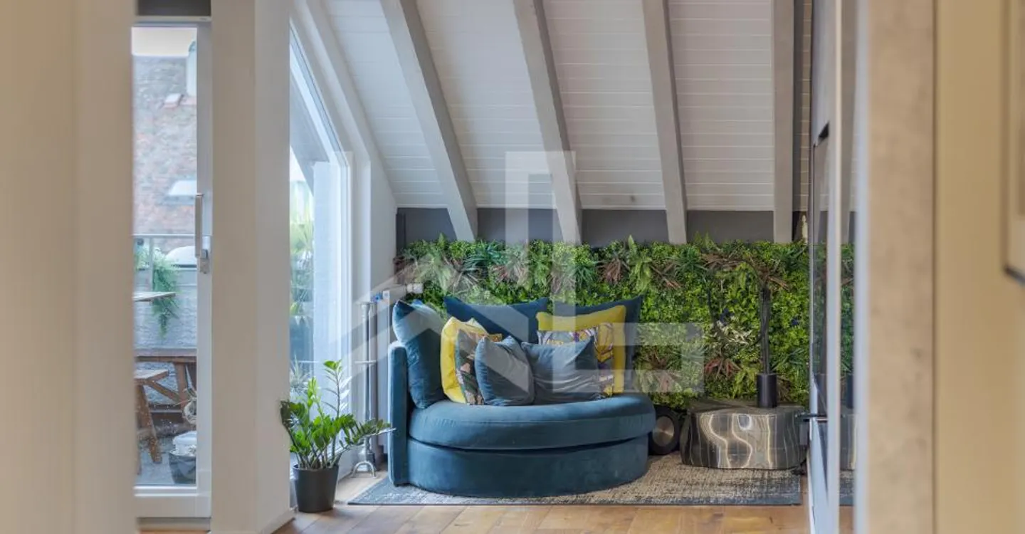 Superbe duplex entièrement rénové - Foto 7 di 9