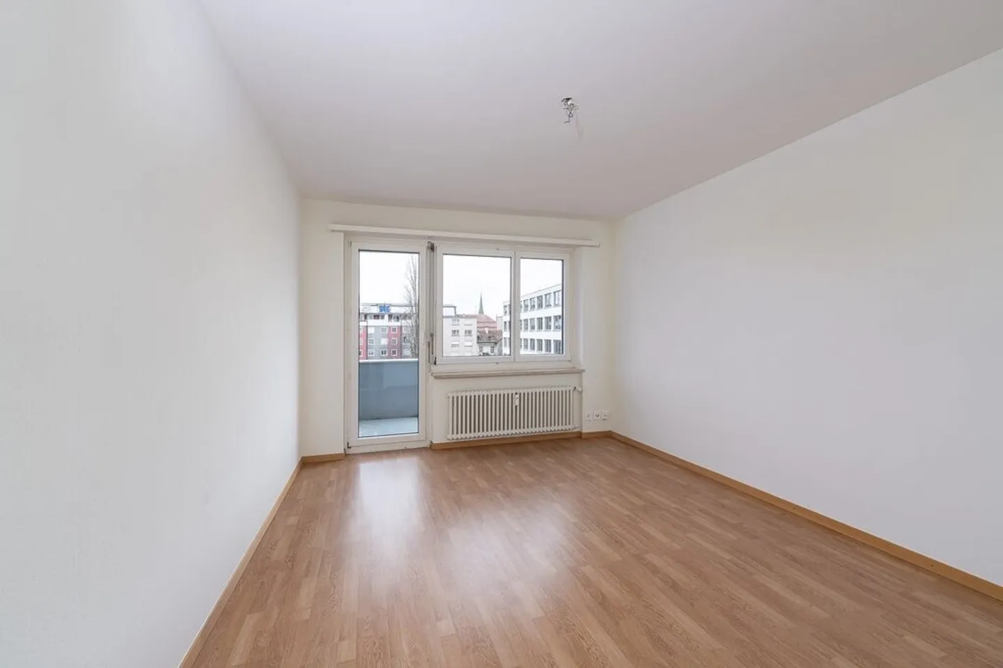 Charmante 2.5-Zimmer Wohnung - Foto 3 von 7