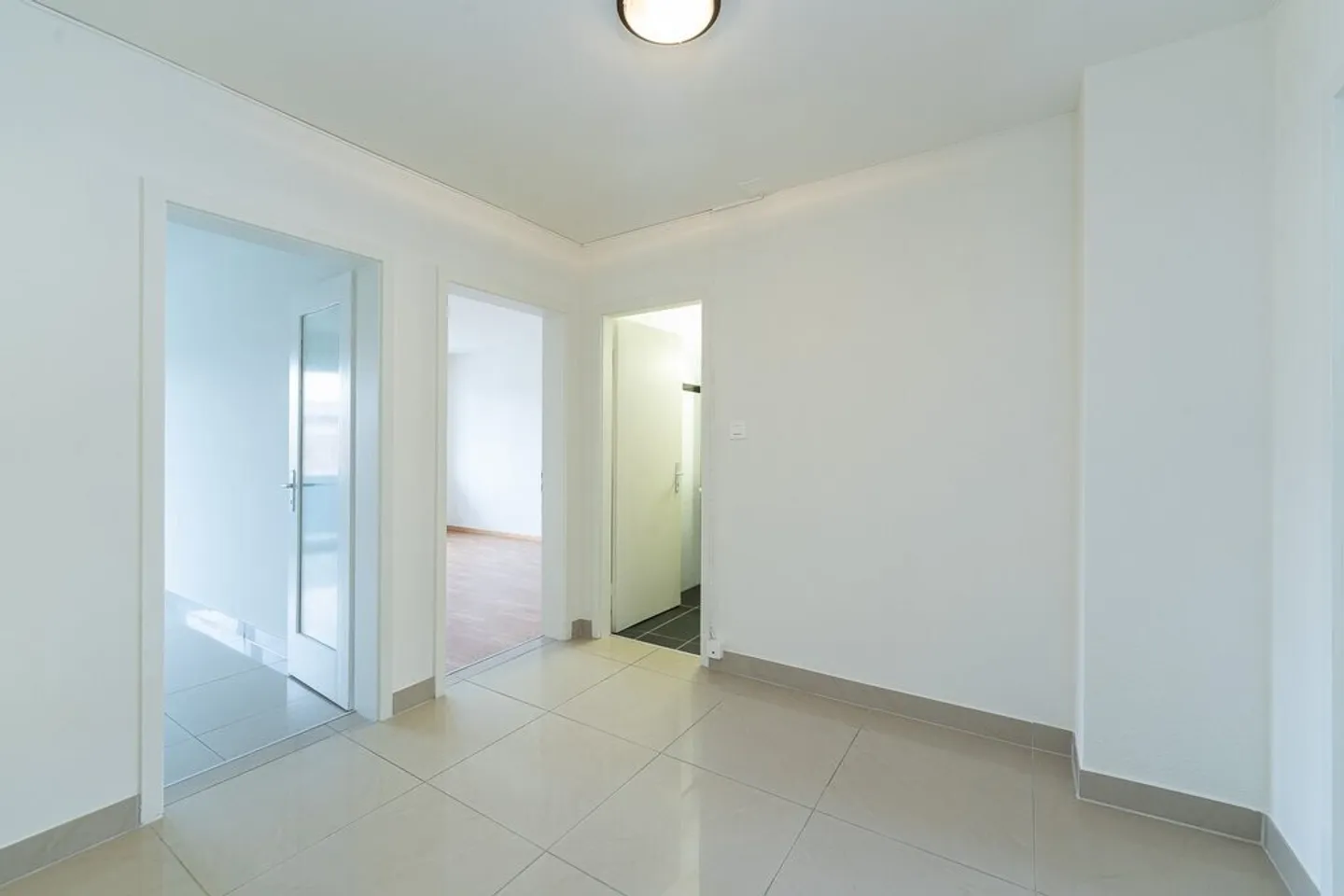 Charmante 2.5-Zimmer Wohnung - Foto 6 von 7