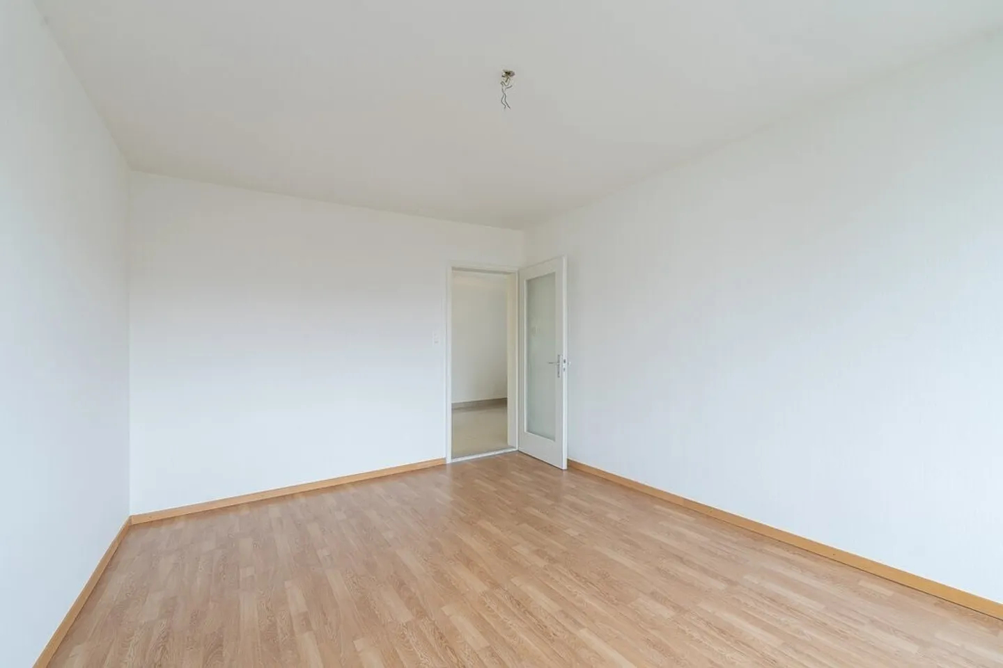 Charmante 2.5-Zimmer Wohnung - Foto 2 von 7