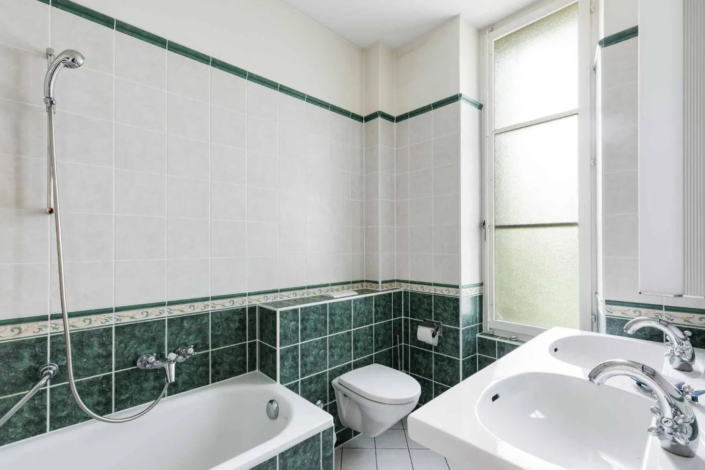 10-room house - Photo 5 of 7