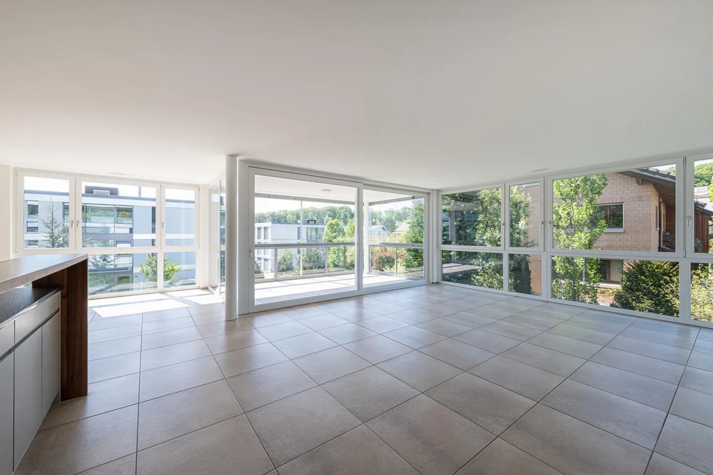 Appartement exclusif 131m2 - Standard de propriété - Grande salle de loisirs ! - Photo 4 sur 13