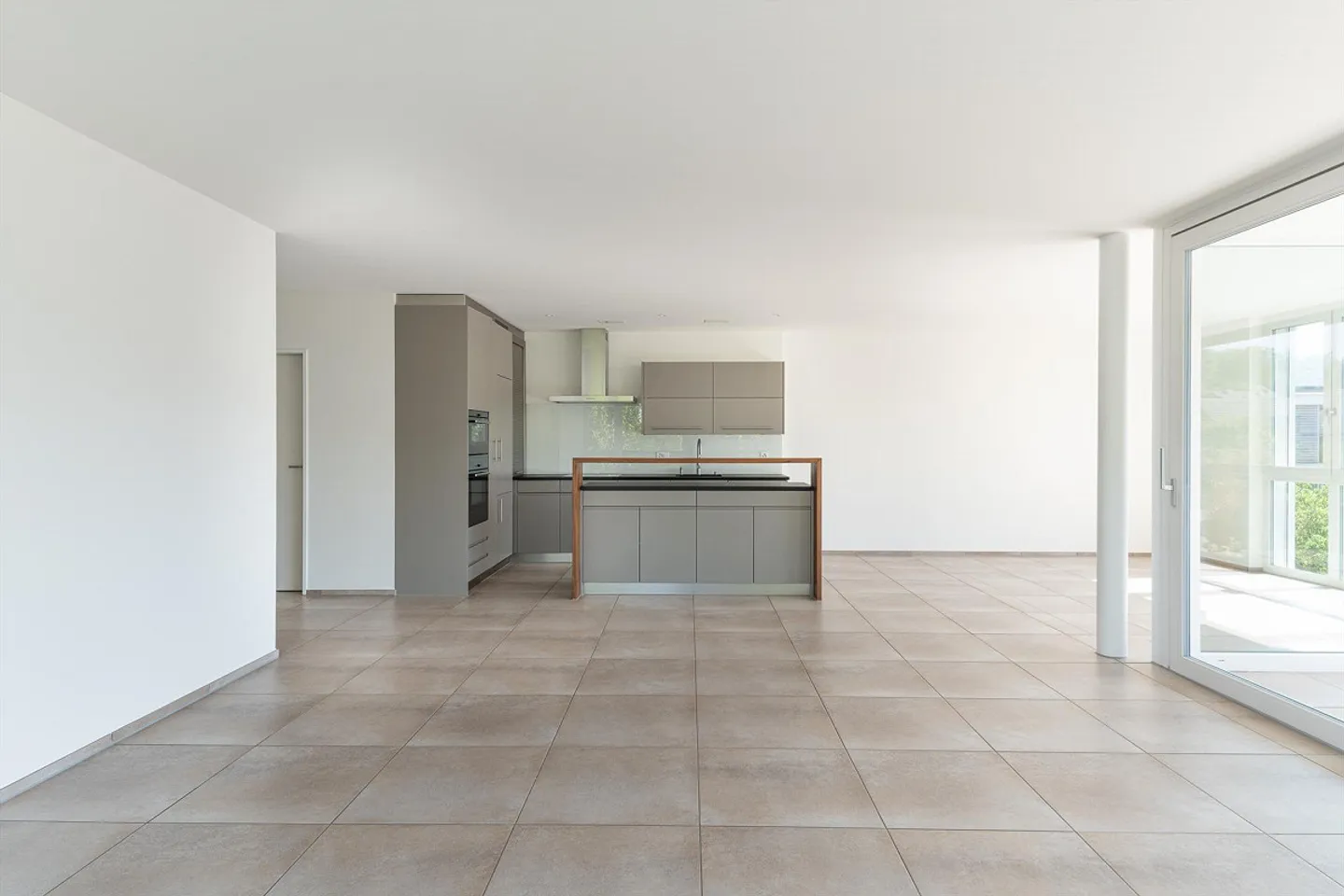 Appartement exclusif 131m2 - Standard de propriété - Grande salle de loisirs ! - Photo 6 sur 13