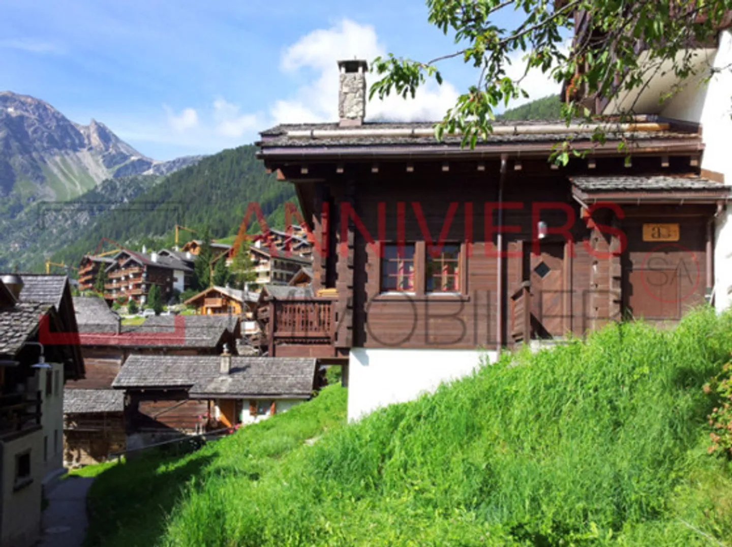 RARE PEARL – Authentic chalet in the heart of the old village of Grimentz - Photo 33 of 35