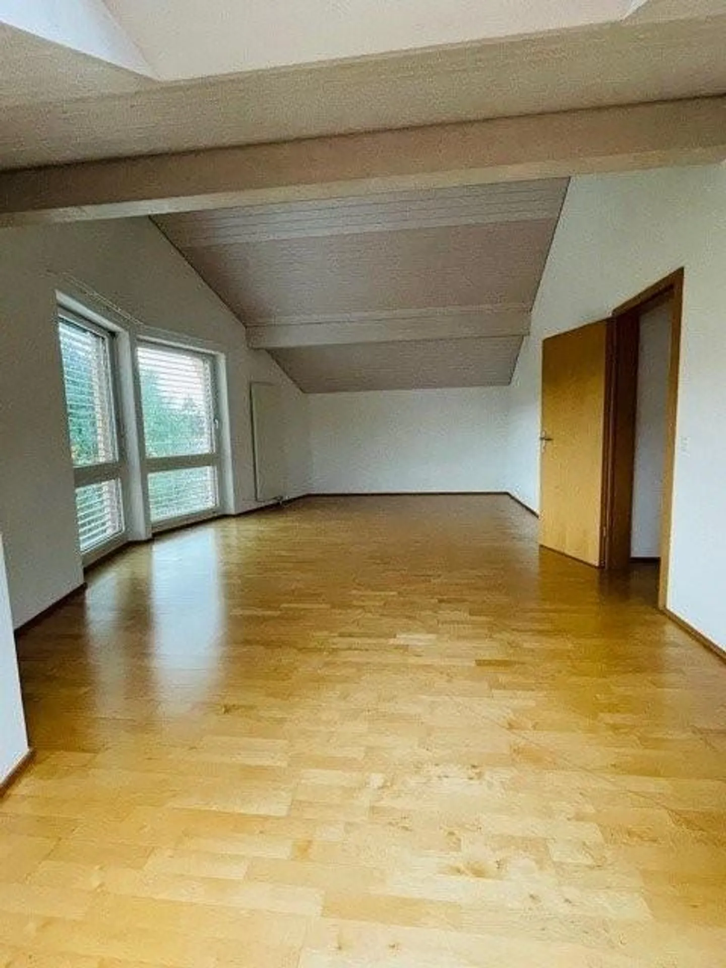 Schöne 2-Zimmer-Dachwohnung nähe Dorfkern! - Foto 10 von 12