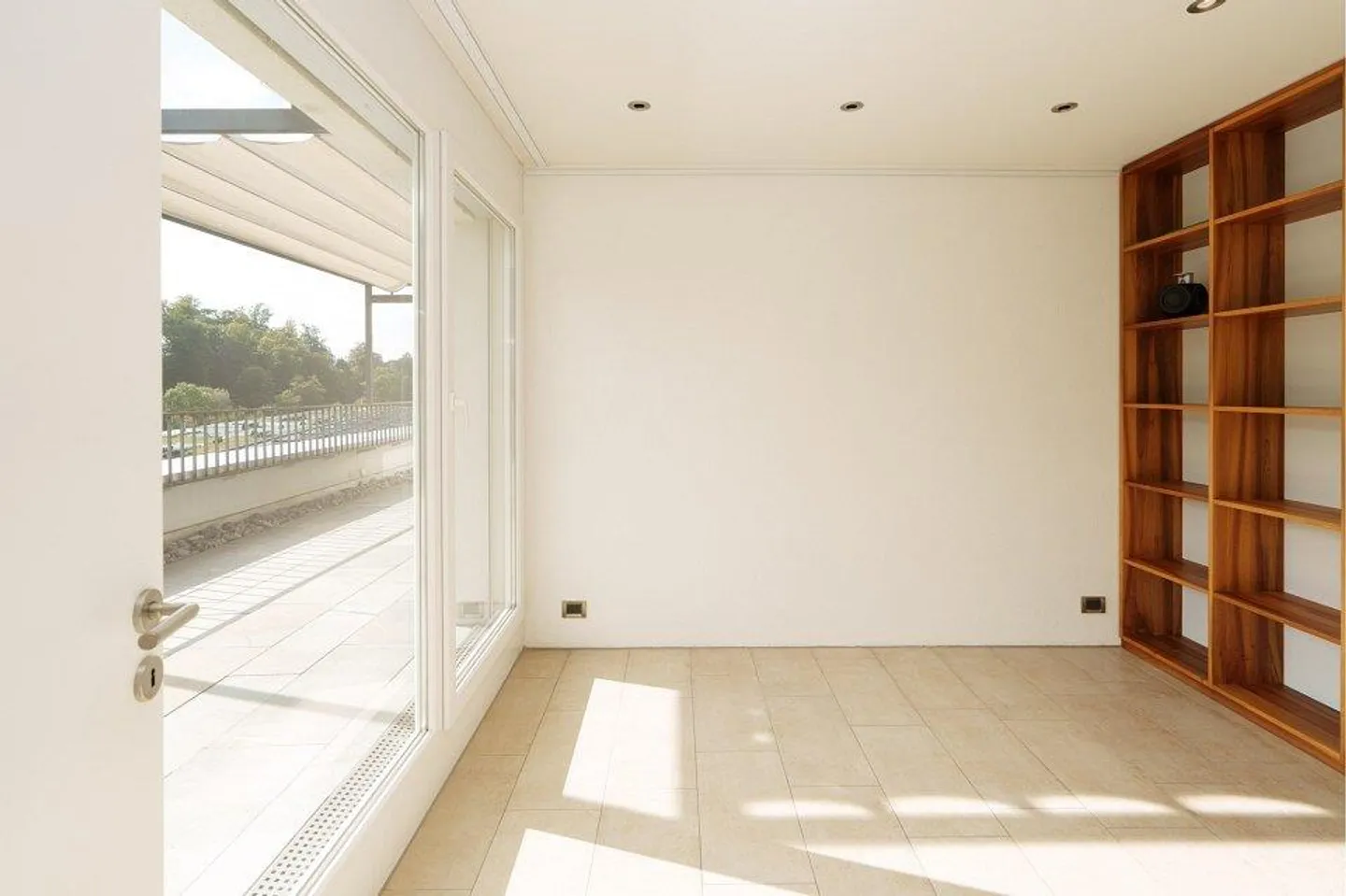 Esclusivo appartamento attico di 4,5 stanze con due terrazze soleggiate - Foto 12 di 13