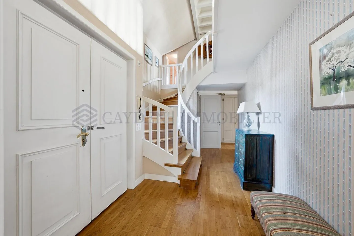 Wundervolle individuelle Villa mit allem Komfort - Foto 7 von 9