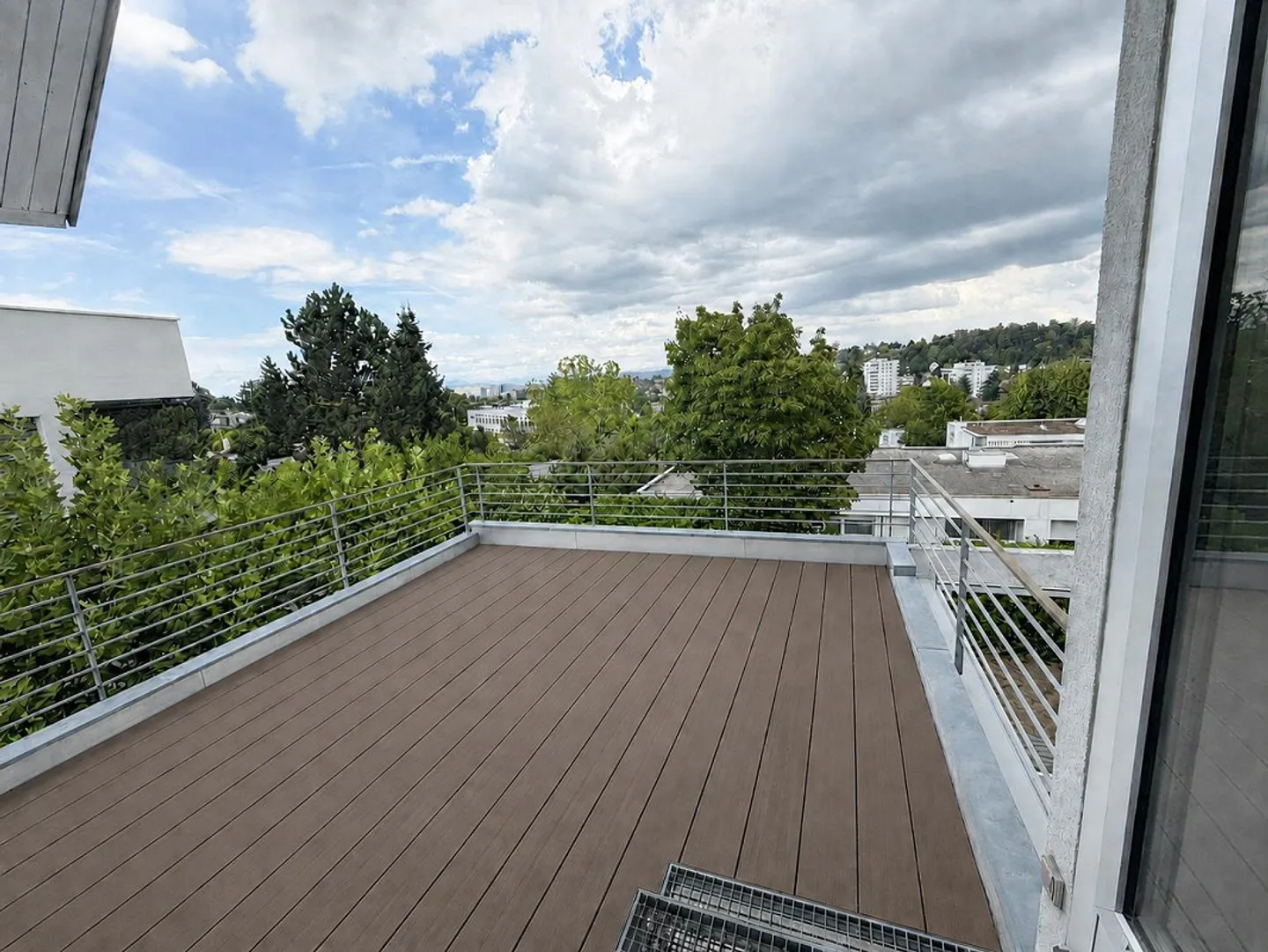 Exclusive Living on 2 Levels – 1.5-Room Loft Apartment with Terrace - Photo 11 of 11