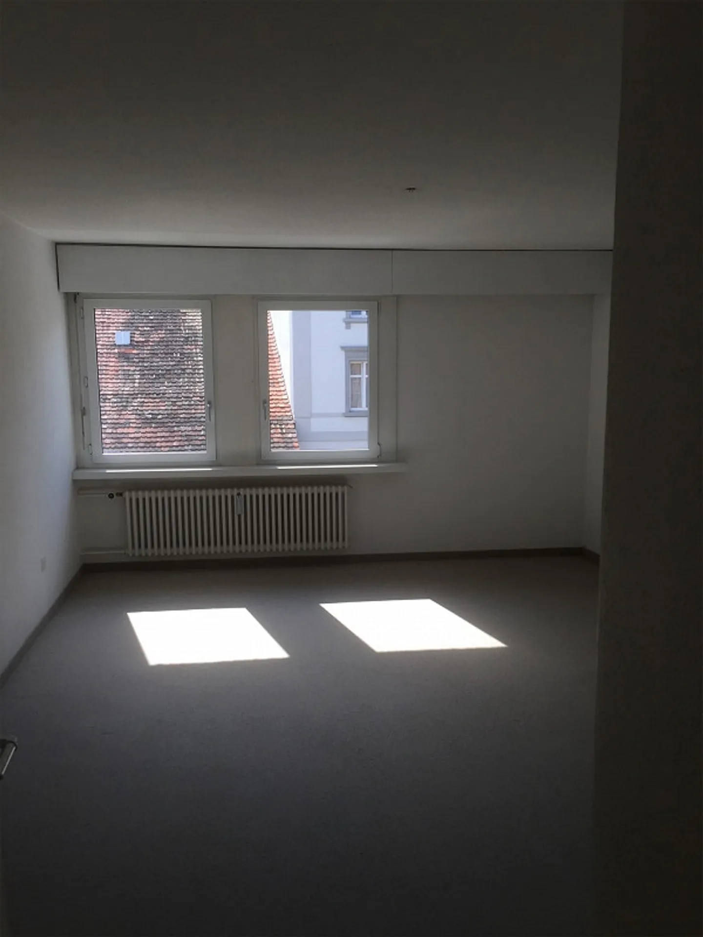 Appartement spacieux avec vue sur la vieille ville de Wil - Photo 10 sur 14