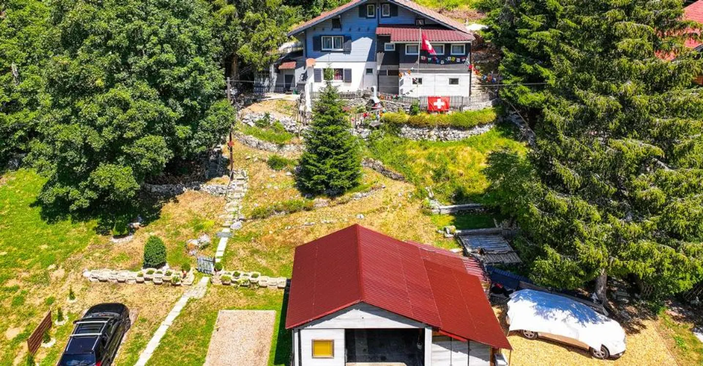 Pretty Chalet with Potential! - Photo 3 of 6