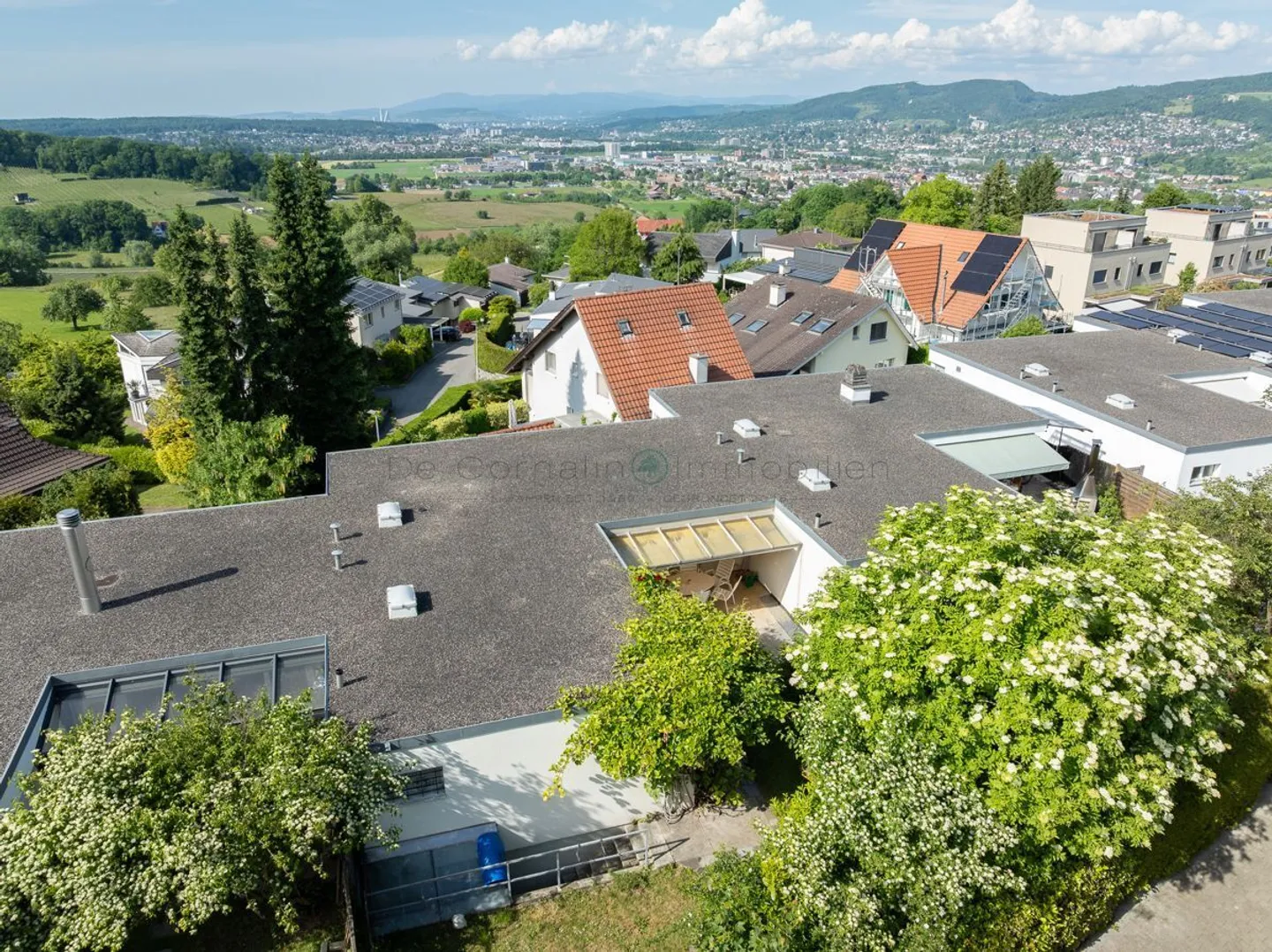Maison de ville familiale de 6,5 pièces - conviviale, calme, ensoleillée, proche de la ville - Photo 5 sur 13