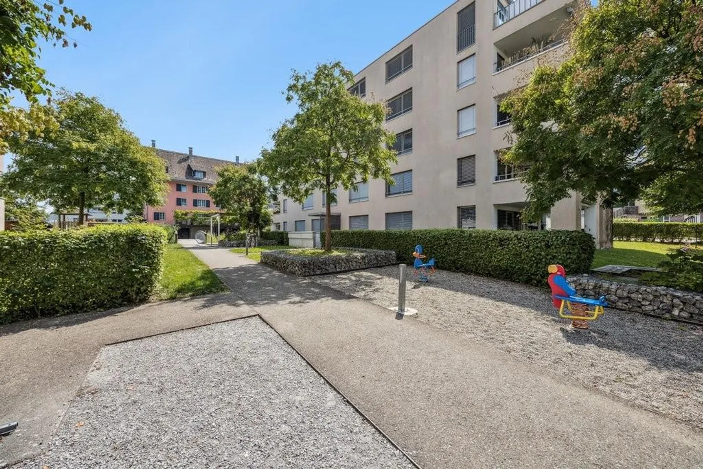 Appartamento di alta qualità con 4,5 stanze a Horgen - moderno, centrale e vicino alla natura - Foto 1 di 8