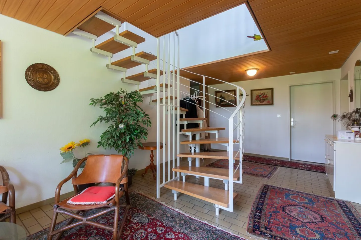 Maison de ville familiale de 6,5 pièces - conviviale, calme, ensoleillée, proche de la ville - Photo 8 sur 13