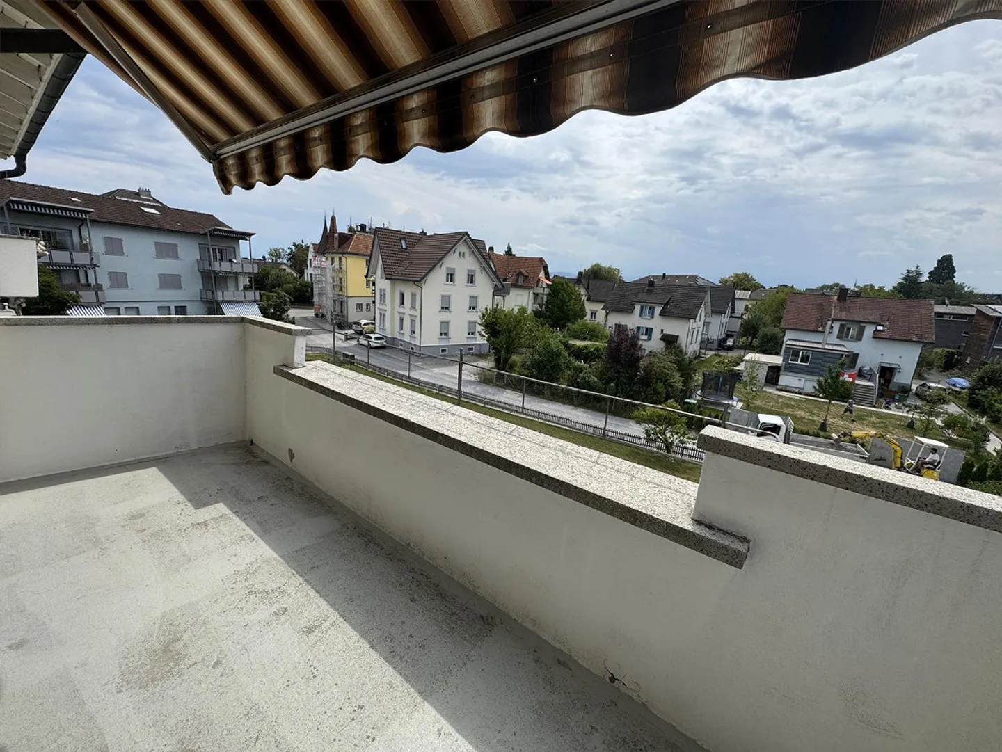 Luminoso appartamento di 4 stanze con balcone a Romanshorn - Foto 7 di 8
