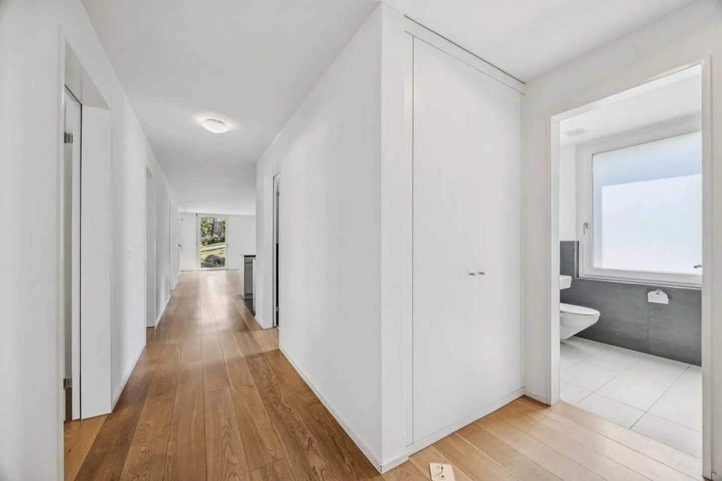 Appartamento di alta qualità con 4,5 stanze a Horgen - moderno, centrale e vicino alla natura - Foto 4 di 8
