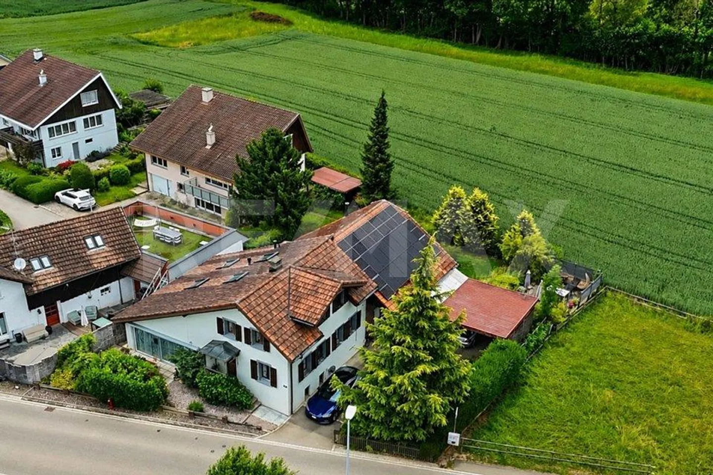 Charming residential house with approved expansion potential - Photo 1 of 13