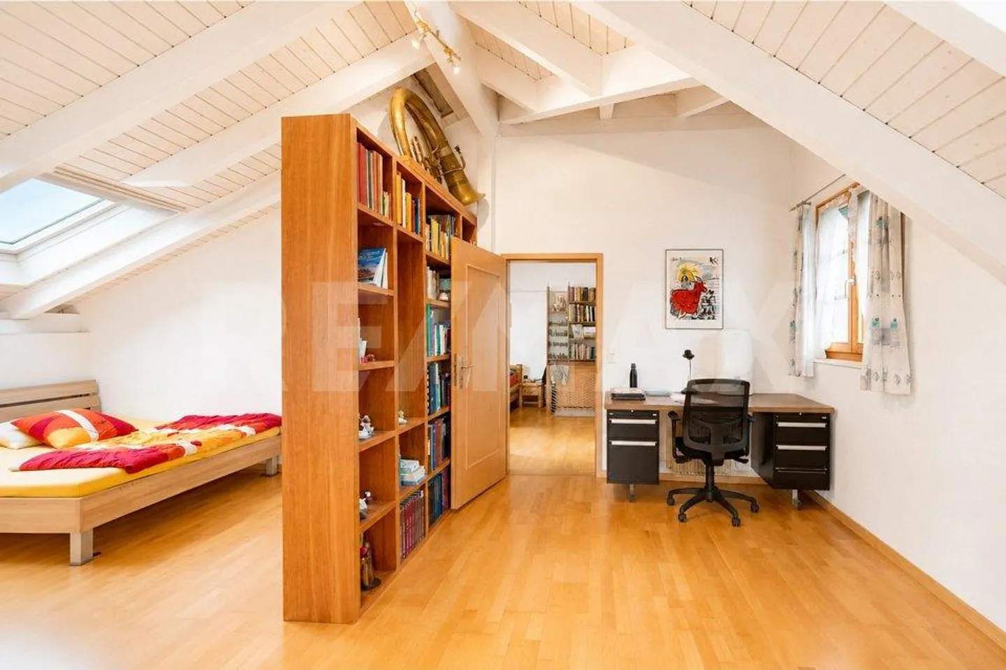 Charming residential house with approved expansion potential - Photo 7 of 13