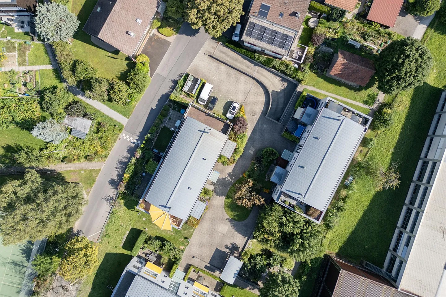 Incantevole appartamento mansardato di 3,5 locali in una zona tranquilla di Köniz - Foto 14 di 16