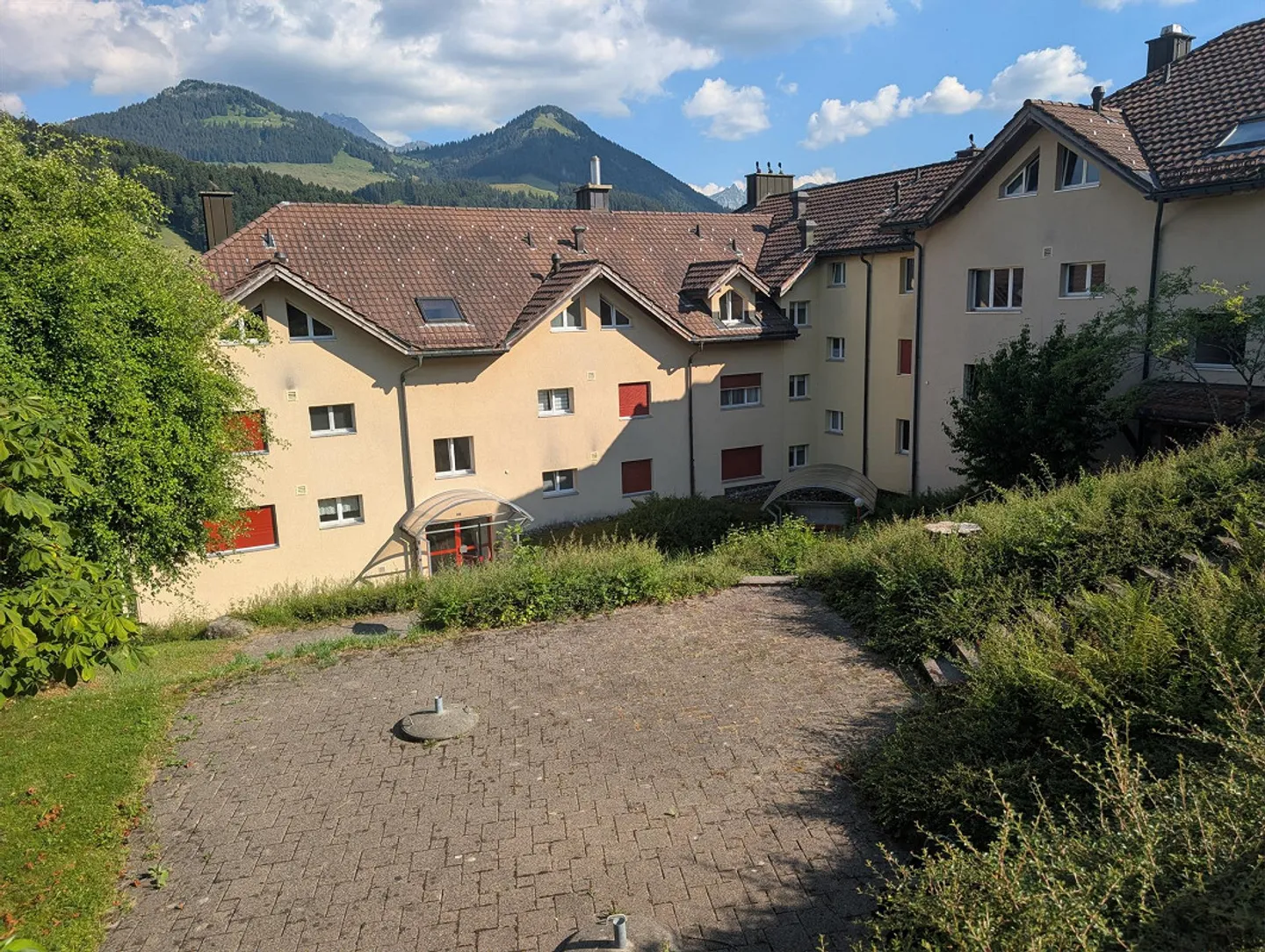 Charming 3.5-room apartment in a quiet location in Urnäsch - Photo 8 of 8