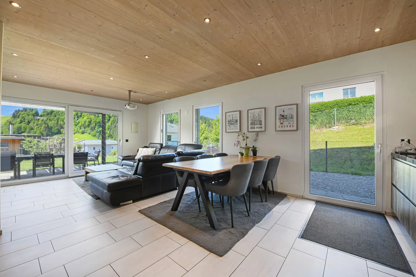 Vivere con vista: Casa da sogno con appartamento e oasi benessere - Foto 8 di 46