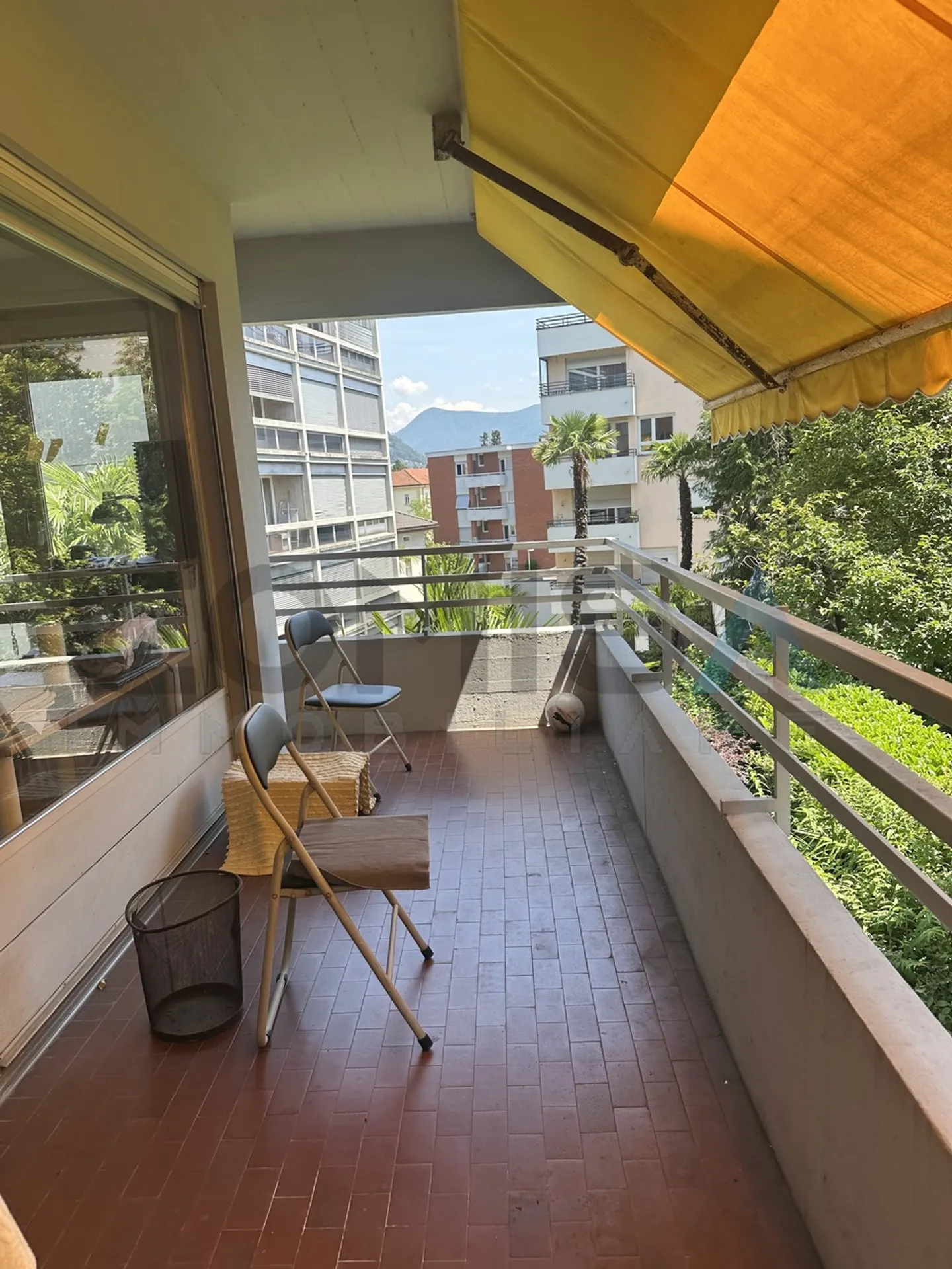 LUGANO - BESSO 3,5-Zimmer-Wohnung, renovierungsbedürftig - Foto 2 von 10
