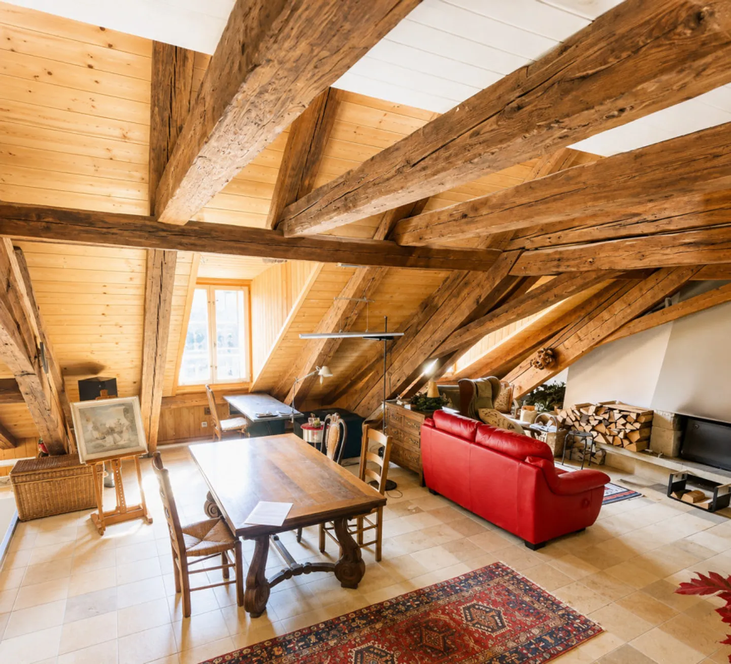 For sale in the heart of the Old Town of Fribourg a magnificent penthouse - Photo 4 of 10